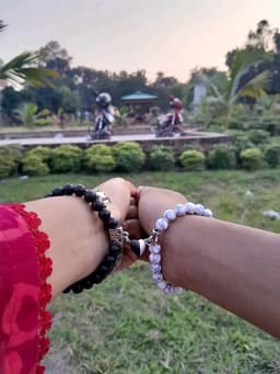 ম্যাগনেটিক কাপল ব্রেসলেট সেট থাম্বনেইল 1